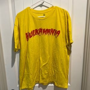 Hulk a mania, short sleeve T-shirt. Yellow. Men size 2X